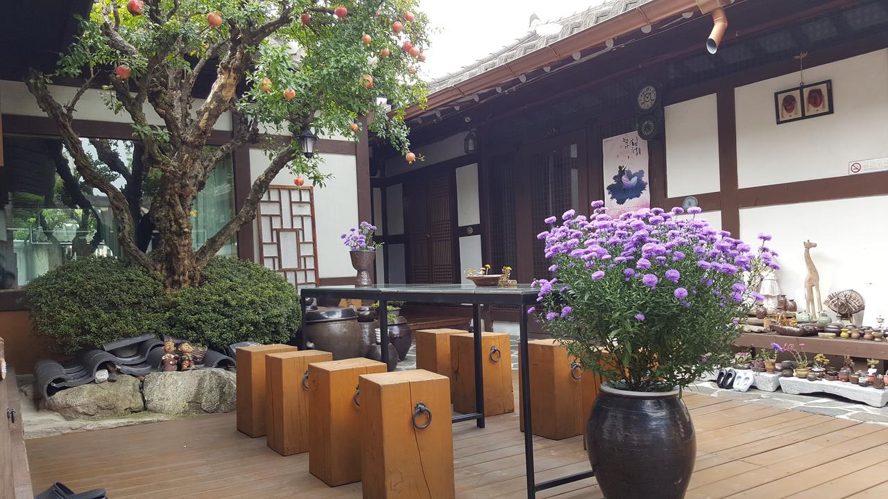 In-Yeon Hanok Pensión Jeonju Exterior foto